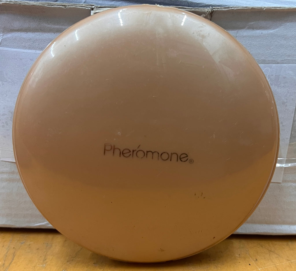 Marilyn Miglin Pheromone Pressed Bath Powder Compact Powder