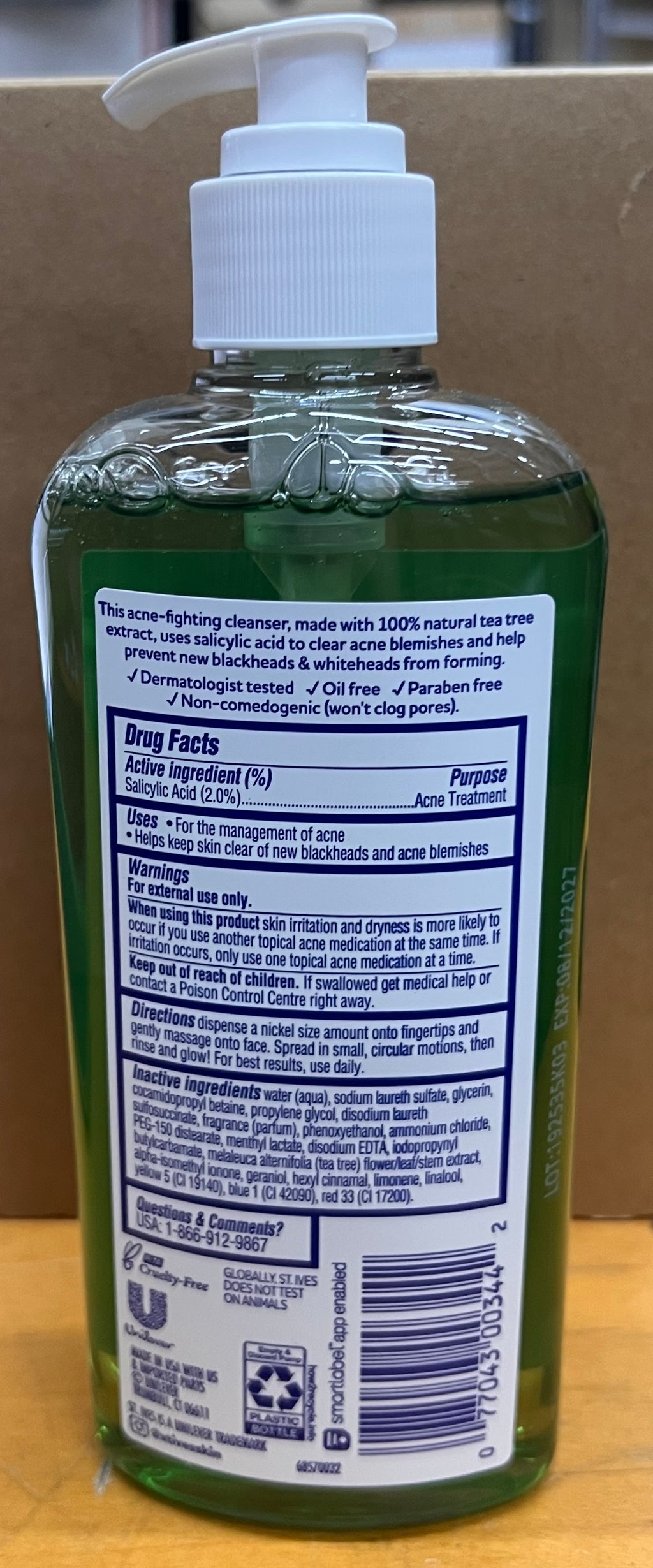 St. Ives Solutions Acne Control Cleanser – Tea Tree (8 fl oz / 236 mL)