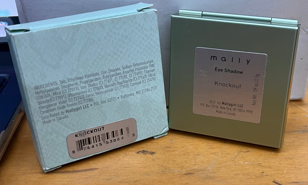 Mally Beauty Knockout Eyeshadow Pressed Powder Green Case 0.09 oz Rare HTF